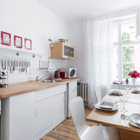 Elegantes 2-zimmer-apartment Im Kiez Von Prenzlauer Berg Apartment Berlin